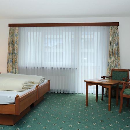Hotel Tannenboden - Steinbock فلمسربرغ الغرفة الصورة