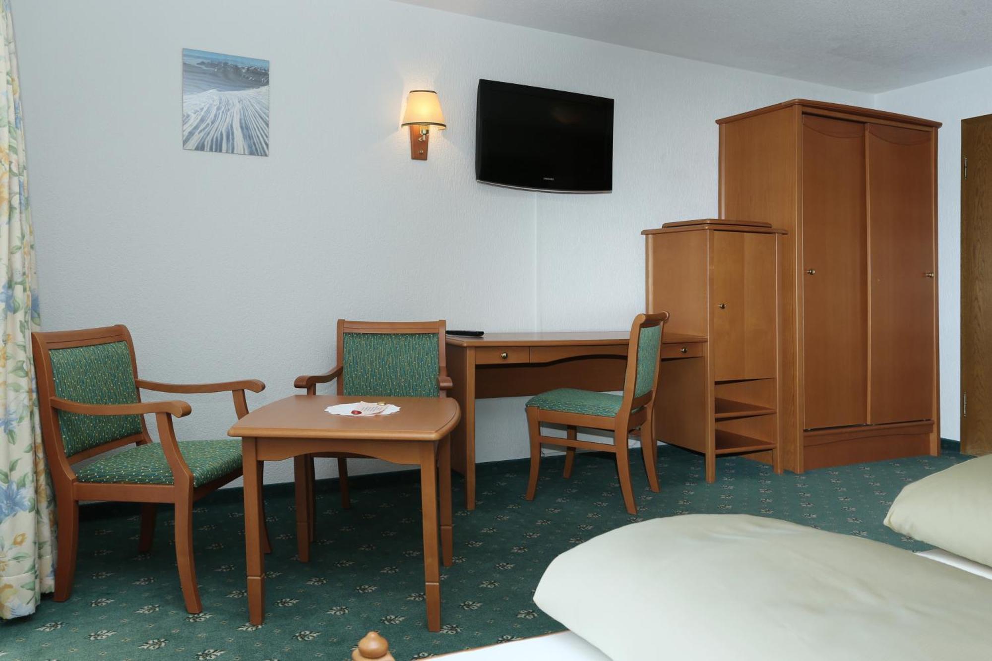 Hotel Tannenboden - Steinbock فلمسربرغ الغرفة الصورة